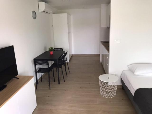 Apartments Haramincic M&B Stara Novalja Luaran gambar