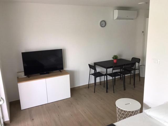 Apartments Haramincic M&B Stara Novalja Luaran gambar